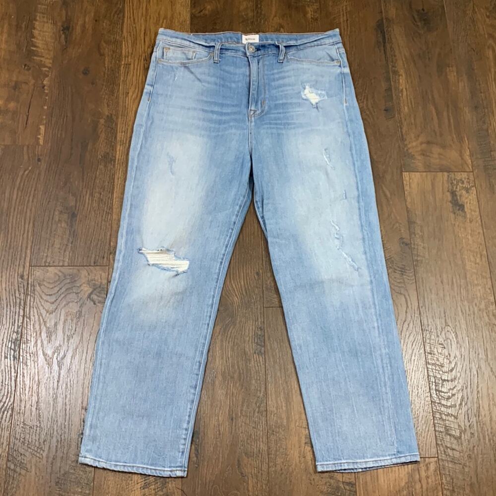 Hudson High Rise Zoeey Straight Crop Light Wash Jeans